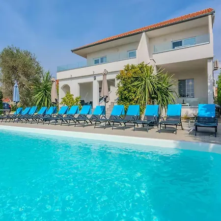 Seaside Getaway For 5 Ζαντάρ