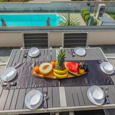 Σπίτι διακοπών Seaside Getaway For 5