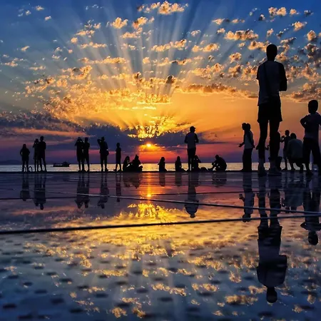 Seaside Getaway For 5 * Zadar